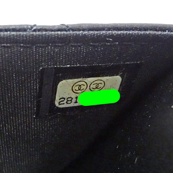 CHANEL Authentic Black Lambskin Leather Wallet - Picture 8 of 16